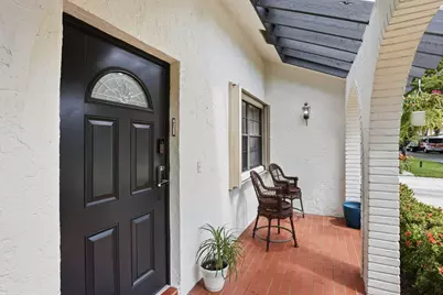 23451 SW 55th Avenue #B, Boca Raton, FL 33433 - Photo 4