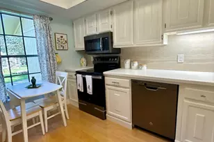 18390 SE Wood Haven Ln, Jupiter, FL 33469 - Photo 2