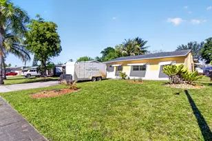 5730 NE 6th Terrace, Oakland Park, FL 33334 - Photo 2