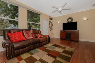 3685 NW 43rd Pl, Lauderdale Lakes, FL 33309 - Photo 16