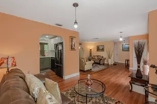 3685 NW 43rd Pl, Lauderdale Lakes, FL 33309 - Photo 4