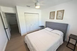 1460 NE 18th St, Fort Lauderdale, FL 33305 - Photo 10