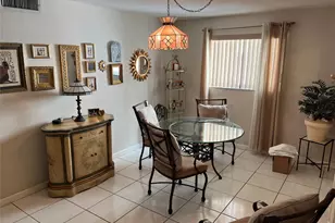 412 S Luna Ct, Hollywood, FL 33021 - Photo 6