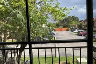 158 Lakeview Dr, Weston, FL 33326 - Photo 34