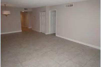 158 Lakeview Drive, Weston, FL 33326 - Photo 20