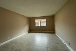 158 Lakeview Dr, Weston, FL 33326 - Photo 14