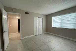 158 Lakeview Dr, Weston, FL 33326 - Photo 24