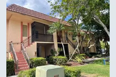 158 Lakeview Drive #202, Weston, FL 33326 - Photo 2