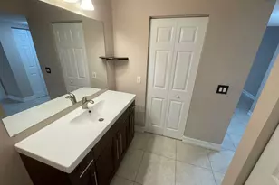 158 Lakeview Dr, Weston, FL 33326 - Photo 20