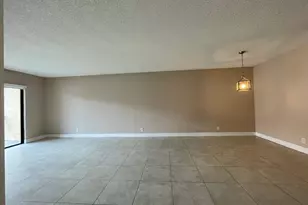 158 Lakeview Dr, Weston, FL 33326 - Photo 8