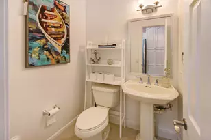 218 Pine Ave, Lauderdale by the Sea, FL 33308 - Photo 12