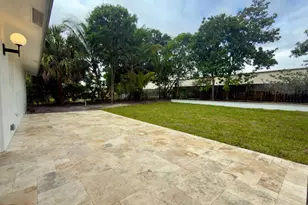 236 SE 3rd Ave, Delray Beach, FL 33483 - Photo 4