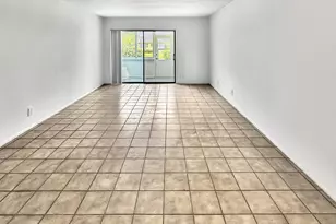 5263 Cresthaven Blvd, West Palm Beach, FL 33415 - Photo 4