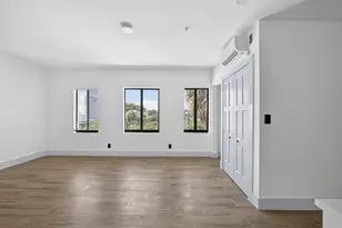 2032 N Dixie Hwy, West Palm Beach, FL 33407 - Photo 4