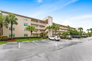 3301 Aruba Way, Coconut Creek, FL 33066 - Photo 2