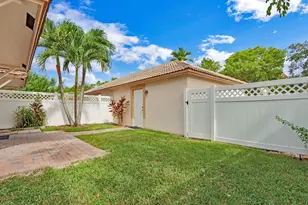 8021 Murano Cir, Palm Beach Gardens, FL 33418 - Photo 22