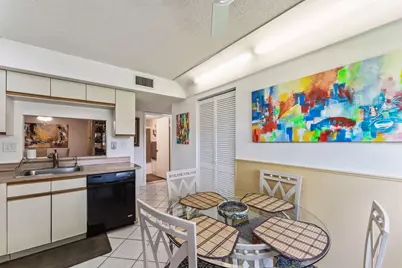 15301 Pembridge Avenue #43, Delray Beach, FL 33484 - Photo 6