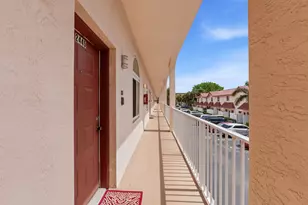 2445 NE 14th St, Pompano Beach, FL 33062 - Photo 24