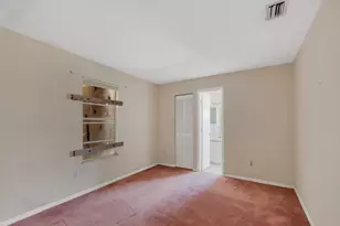 188 SW Milburn Cir, Port Saint Lucie, FL 34953 - Photo 10