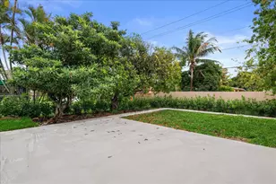 426 Bayberry Dr, West Palm Beach, FL 33403 - Photo 26