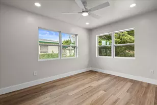 426 Bayberry Dr, West Palm Beach, FL 33403 - Photo 22