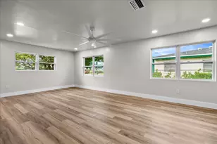 426 Bayberry Dr, West Palm Beach, FL 33403 - Photo 16