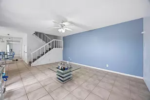 4102 Waterview Cir, Palm Springs, FL 33461 - Photo 8