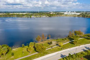 2840 Cynthia Ln, Lake Worth Beach, FL 33461 - Photo 38