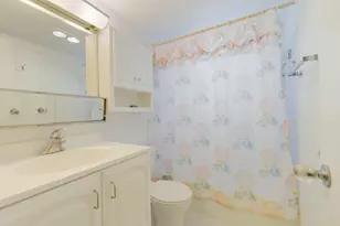 2840 Cynthia Ln, Lake Worth Beach, FL 33461 - Photo 10