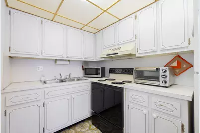 2840 Cynthia Lane #101, Lake Worth Beach, FL 33461 - Photo 8