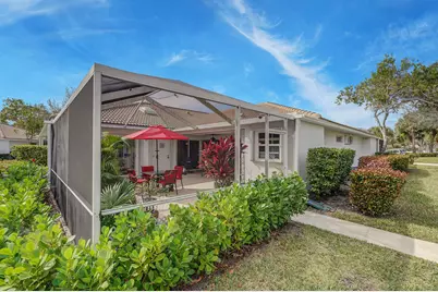 10102 Chapman Oak Court, Palm Beach Gardens, FL 33410 - Photo 1