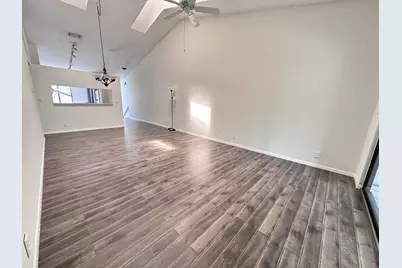 306 Harbour Pointe Way, Greenacres, FL 33413 - Photo 6