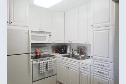 850 E Horizons #207, Boynton Beach, FL 33435 - Photo 4