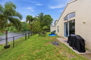 1724 Sawgrass Cir, Greenacres, FL 33413 - Photo 28