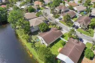 1724 Sawgrass Cir, Greenacres, FL 33413 - Photo 32