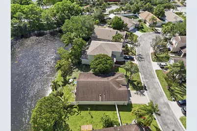 1724 Sawgrass Circle, Greenacres, FL 33413 - Photo 36