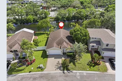 1724 Sawgrass Circle, Greenacres, FL 33413 - Photo 2