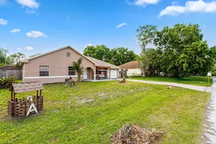 950 SE Taft Ave Ave, Palm Bay, FL 32909 - Photo 2