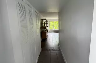 8105 NW 61st St, Tamarac, FL 33321 - Photo 12