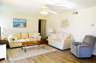 409 Pine Glen Ln, Greenacres, FL 33463 - Photo 4