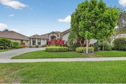 10337 Trianon Place, Wellington, FL 33449 - Photo 2