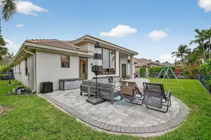 10337 Trianon Pl, Wellington, FL 33449 - Photo 74