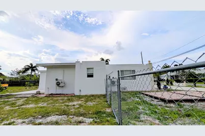 407 NW 7th Street, Boynton Beach, FL 33426 - Photo 56
