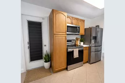 1902 SW 22nd Avenue, Boynton Beach, FL 33426 - Photo 10