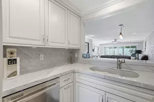 842 SE 19th Ave, Deerfield Beach, FL 33441 - Photo 12