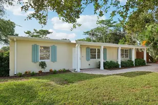 1455 15th Ave, Vero Beach, FL 32960 - Photo 2