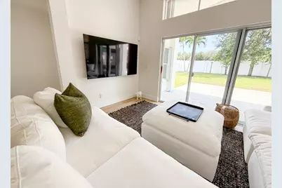 7895 Manor Forest Boulevard, Boynton Beach, FL 33436 - Photo 2