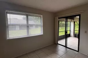 358 Quebec Ct, Royal Palm Beach, FL 33411 - Photo 8