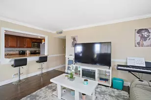 4174 Inverrary Dr, Lauderhill, FL 33319 - Photo 4