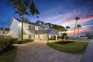 2529 N Indian River Dr, Fort Pierce, FL 34946 - Photo 2